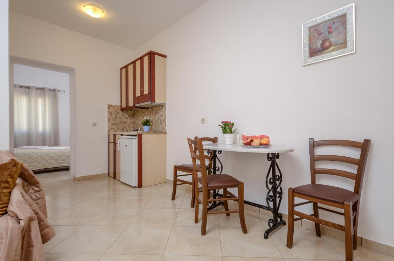 Gaitani Apartments Plaka Naxos Mikri Vigla Exterior foto